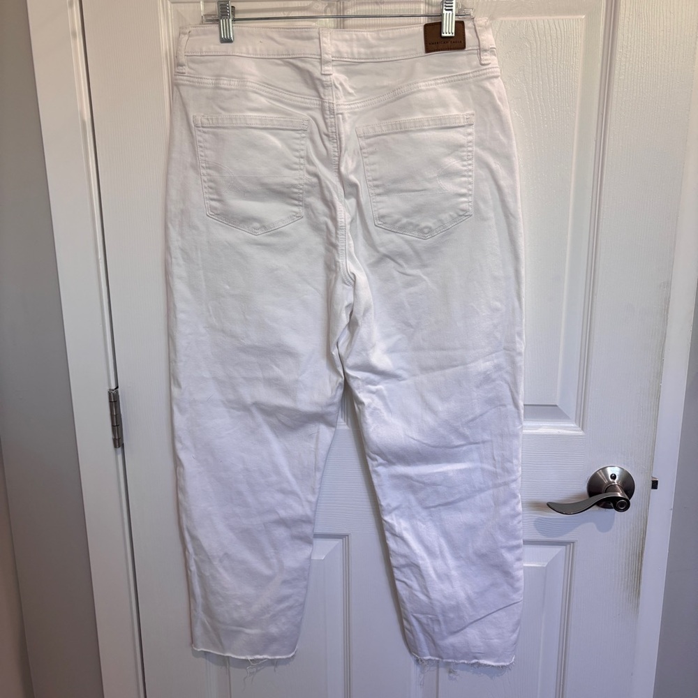 AMERICAN EAGLE MOM JEANS - Picture 9 of 12